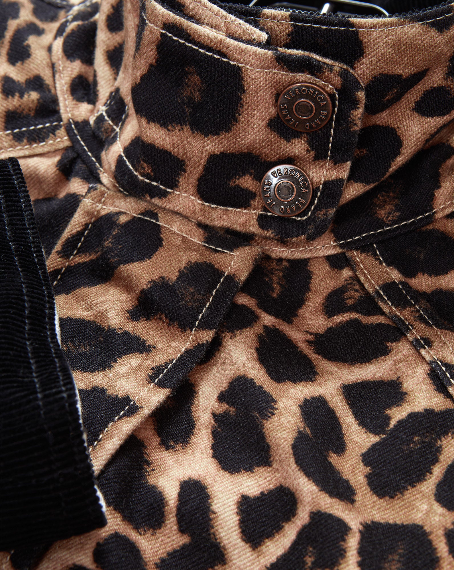 Arlo Leopard Chore Jacket - Image 3