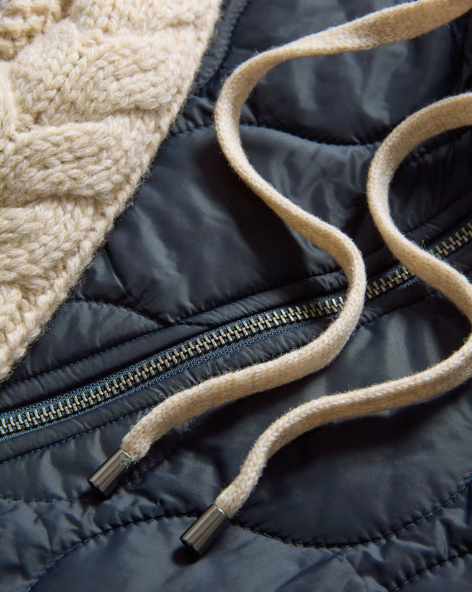 Barrows Knit-Sleeve Quilted Jacket - Image 3