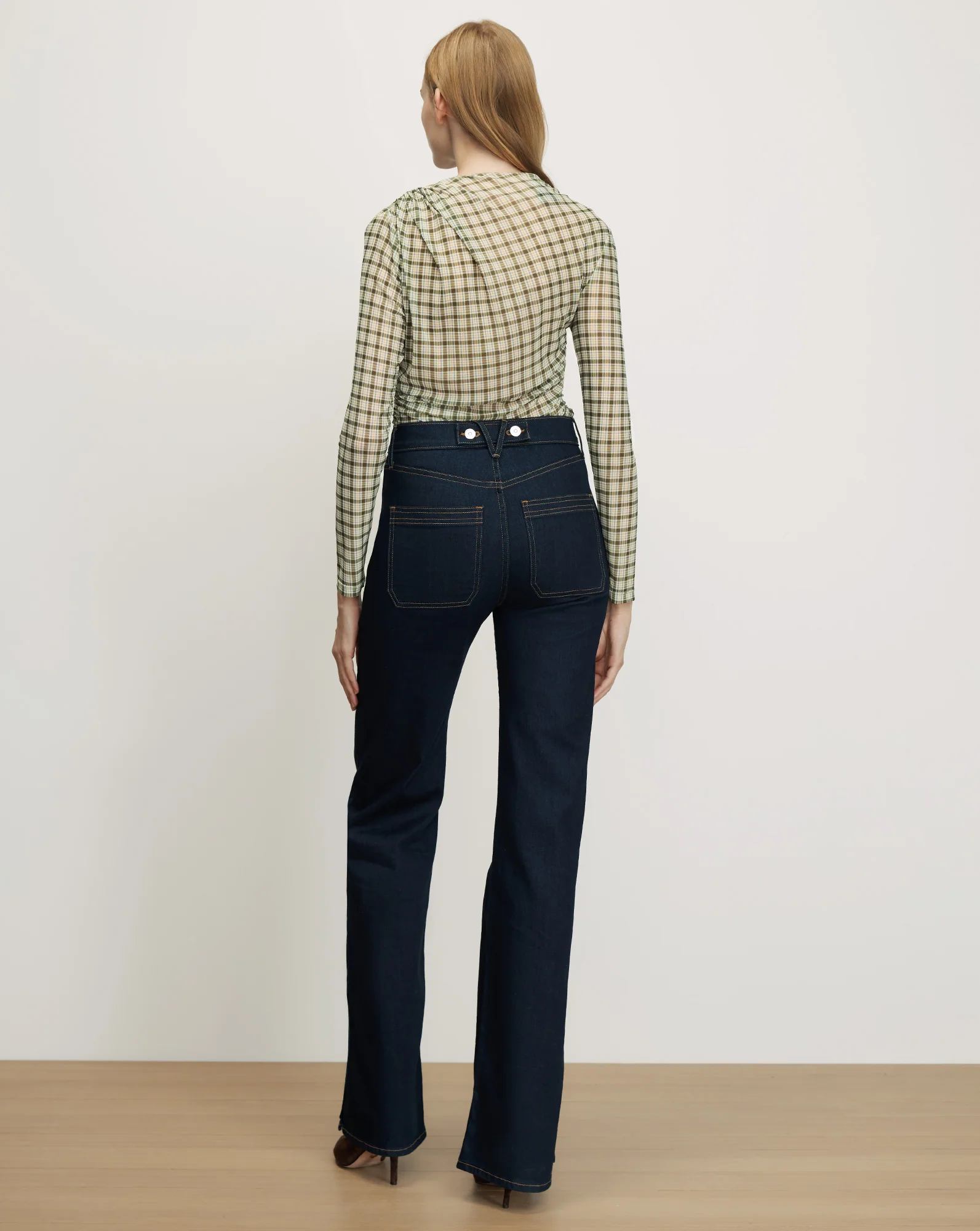 Nuvia Plaid Top - Image 4