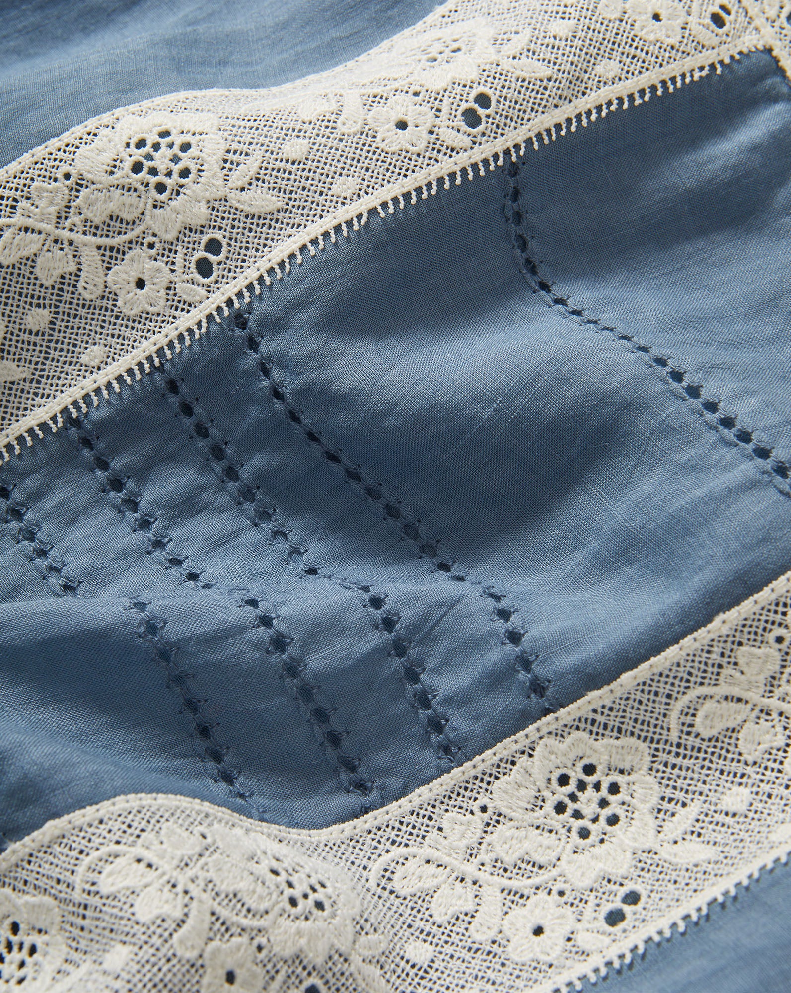 Olivana Lace Tank Top - Image 3