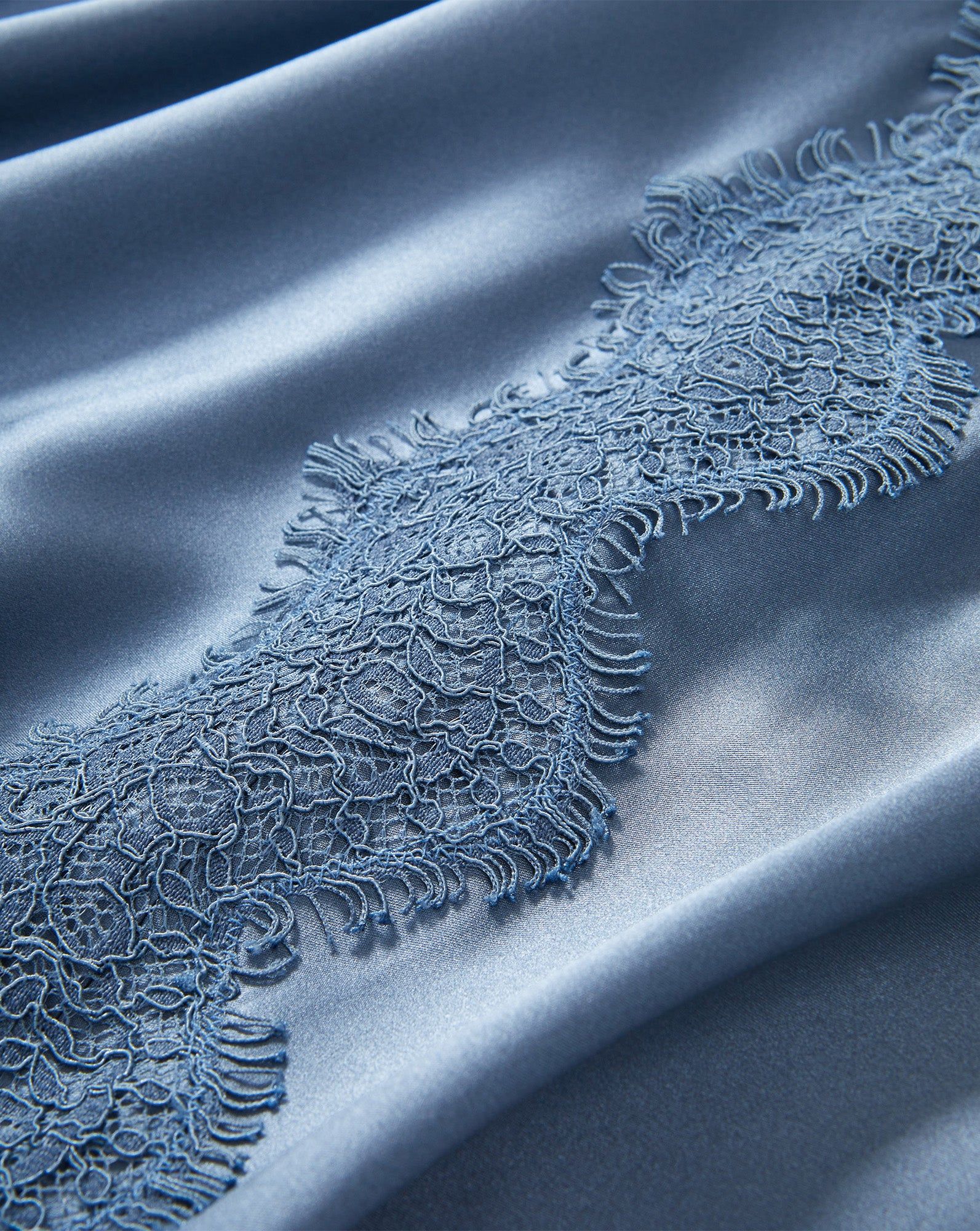 Vernon Lace Maxi Dress - Image 3