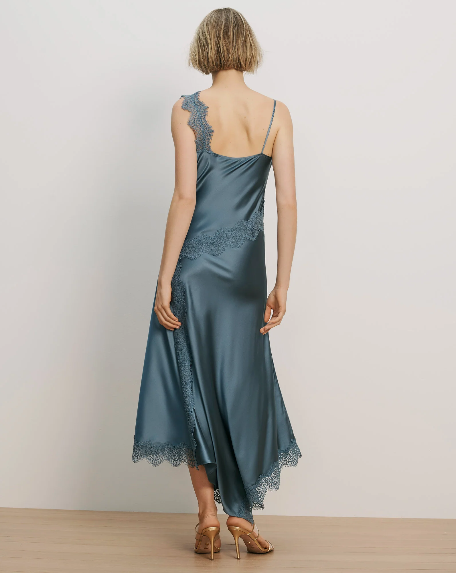 Vernon Lace Maxi Dress - Image 4