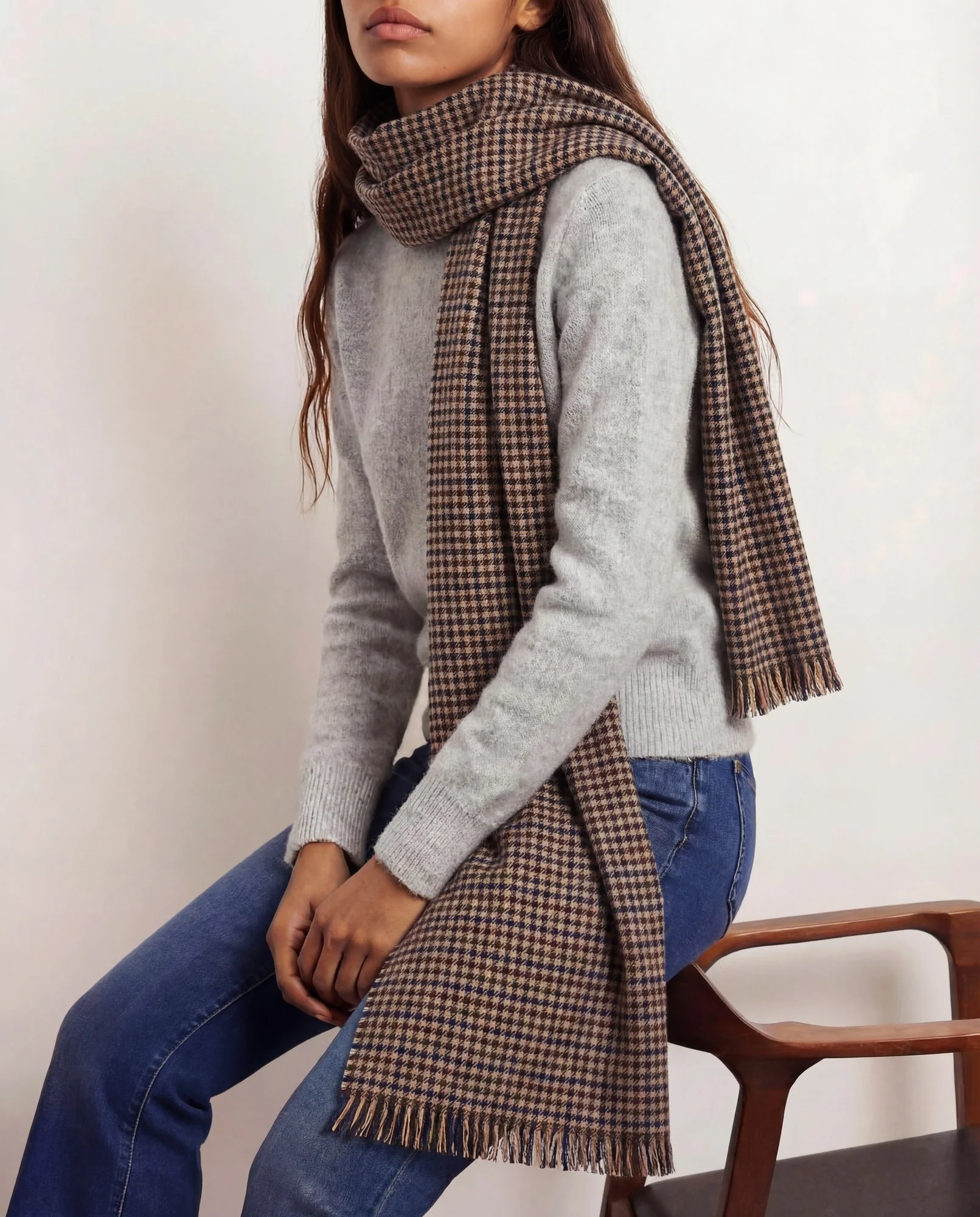 Houndstooth Wool Scarf - Image 2